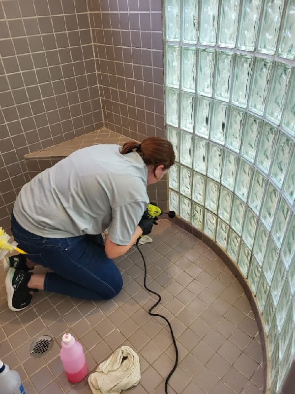 Professional house cleaning in Lake Mary FL by M.A.D. Cleaning Services